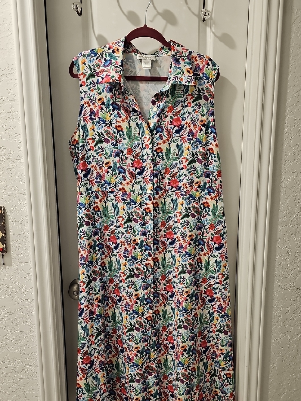 Vintage Drapers & Damon Sleevless Foral Maxi Dress Multi Color Print